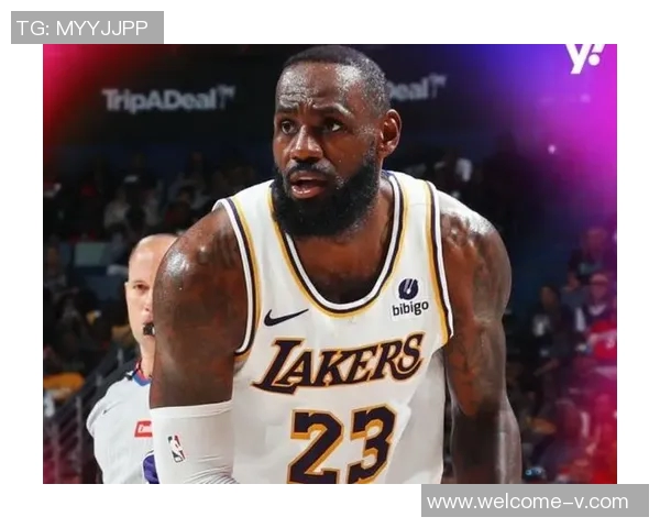 卡梅隆克里斯蒂第三节表现出色6中4砍下12分2助攻展现潜力